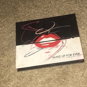 Makeup forever eyeshadow